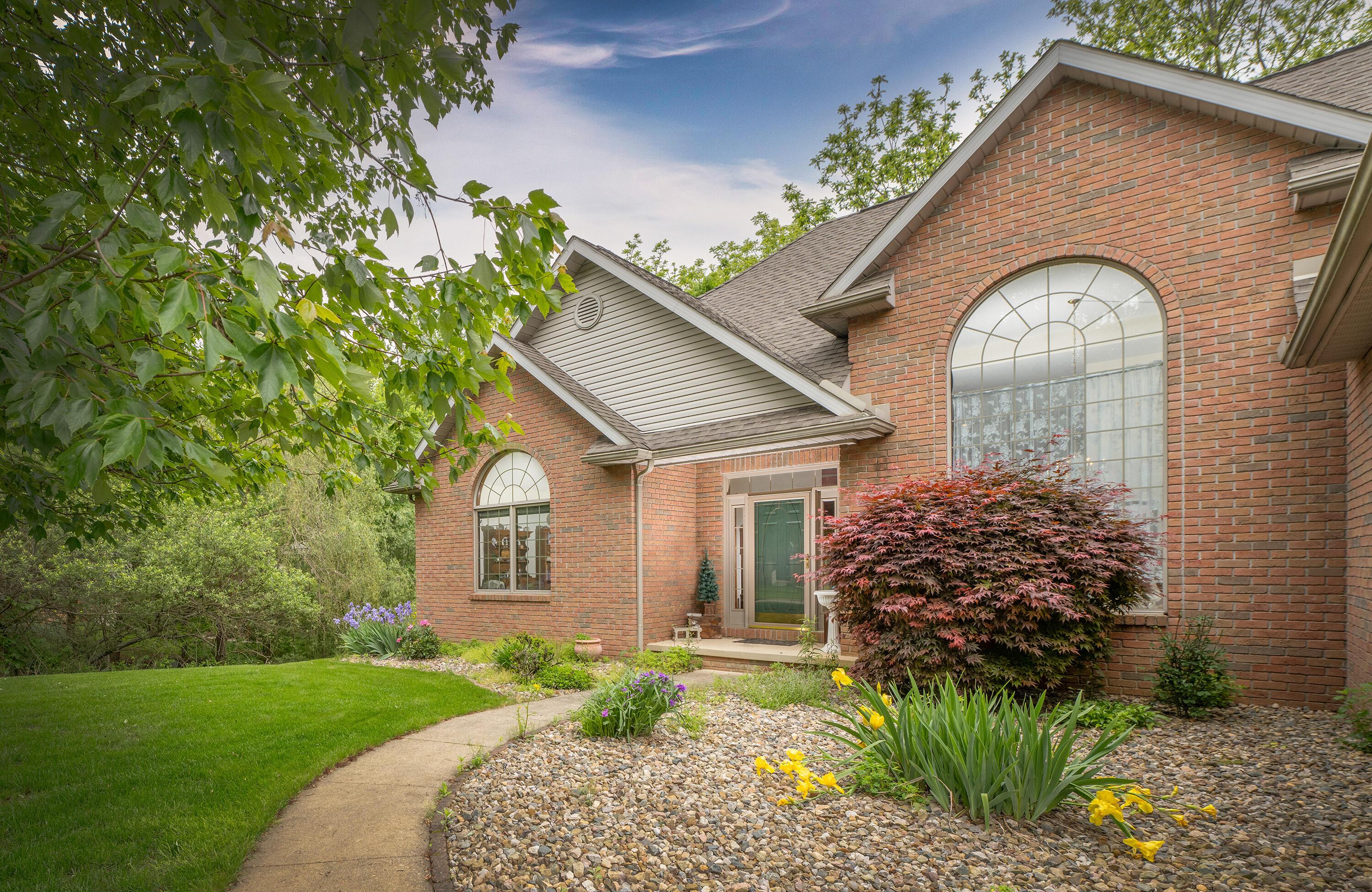 30 Woodlake Trail, Mount Vernon, Ohio image 3