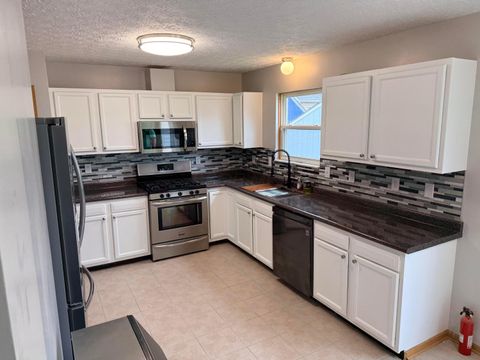 Tiny photo for 1149 Dorset Drive, London, OH 43140 (MLS # 226018107)