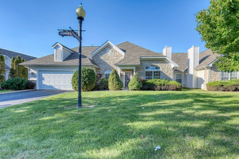 Condo For Sale - 5164 Vinings Bend<br/> Dublin, OH 43016