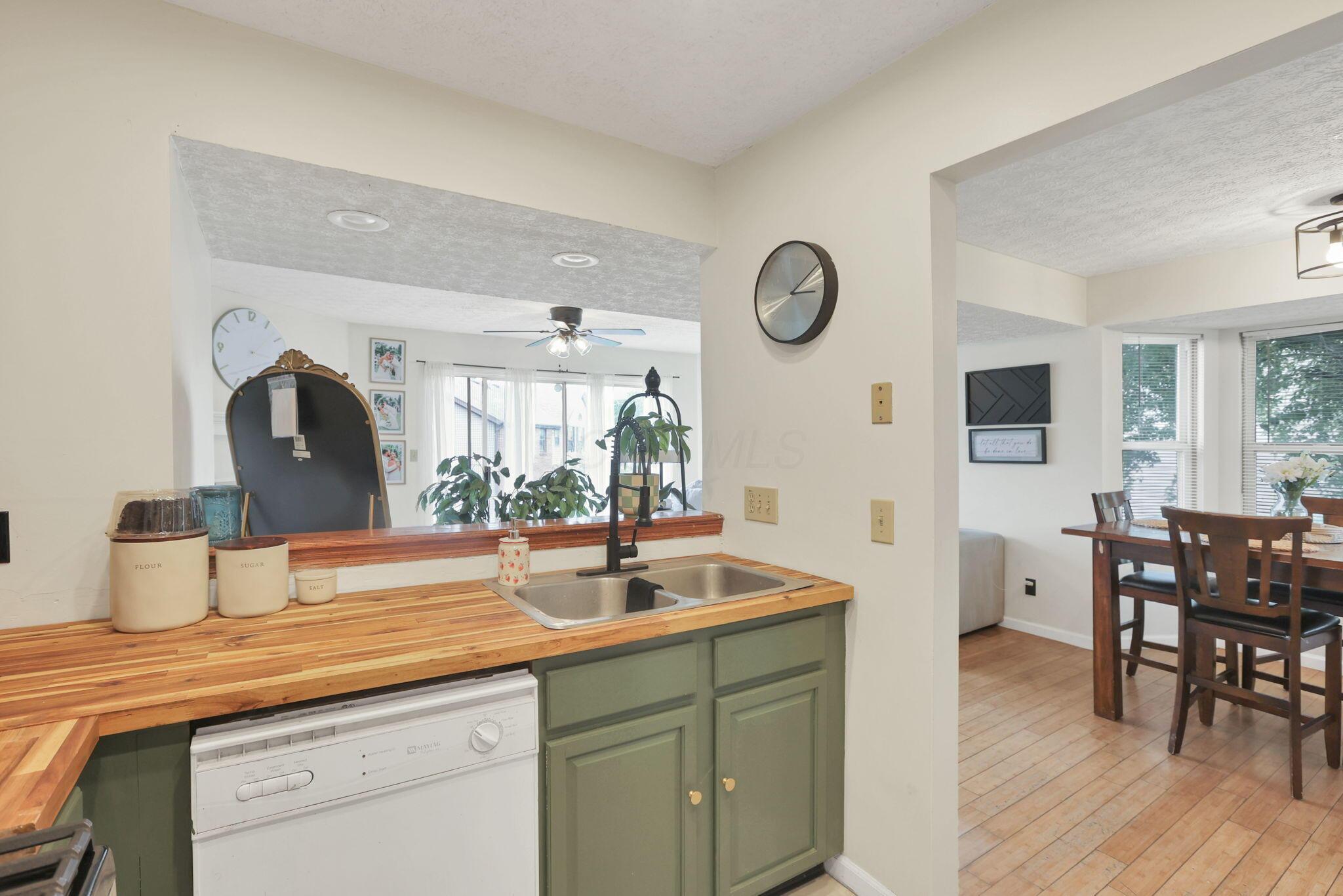 1782 Rock Creek Drive, Grove City, Ohio image 11