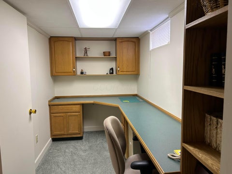 Tiny photo for 16 Coventry Drive, Chillicothe, OH 45601 (MLS # 226022480)