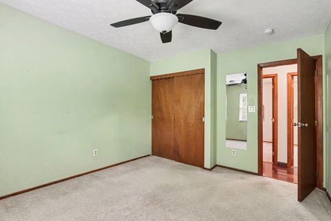 Tiny photo for 5320 Woodglen Road, Columbus, OH 43214 (MLS # 226015905)