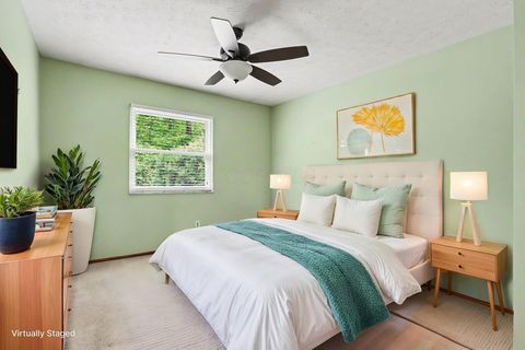 Tiny photo for 5320 Woodglen Road, Columbus, OH 43214 (MLS # 226015905)