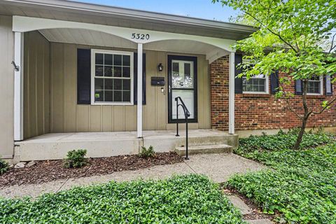 Tiny photo for 5320 Woodglen Road, Columbus, OH 43214 (MLS # 226015905)
