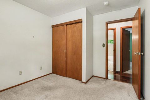 Tiny photo for 5320 Woodglen Road, Columbus, OH 43214 (MLS # 226015905)