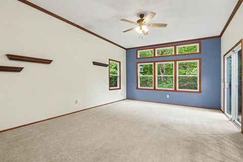 Tiny photo for 5320 Woodglen Road, Columbus, OH 43214 (MLS # 226015905)