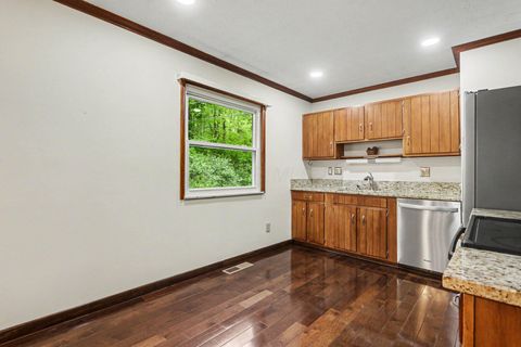 Tiny photo for 5320 Woodglen Road, Columbus, OH 43214 (MLS # 226015905)