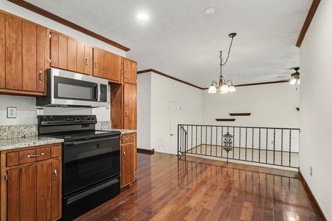 Tiny photo for 5320 Woodglen Road, Columbus, OH 43214 (MLS # 226015905)