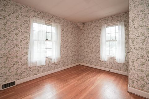 Tiny photo for 123 W South Street, Worthington, OH 43085 (MLS # 225039416)