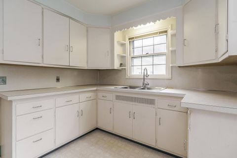 Tiny photo for 123 W South Street, Worthington, OH 43085 (MLS # 225039416)