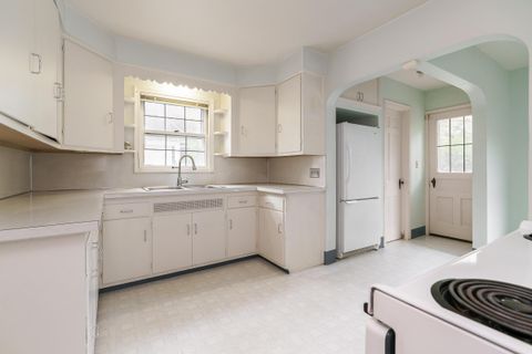 Tiny photo for 123 W South Street, Worthington, OH 43085 (MLS # 225039416)