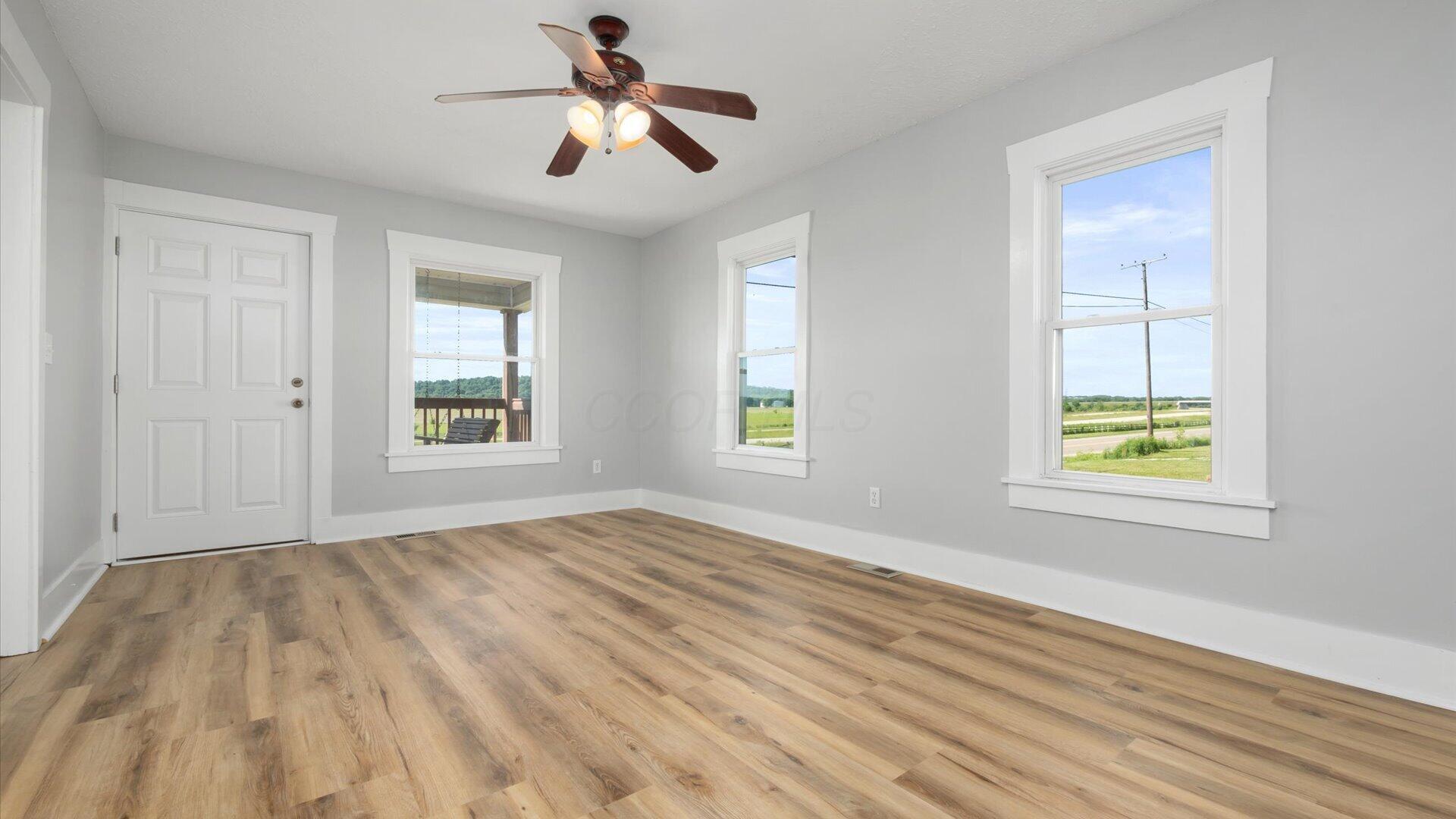 9945 Raiders Road