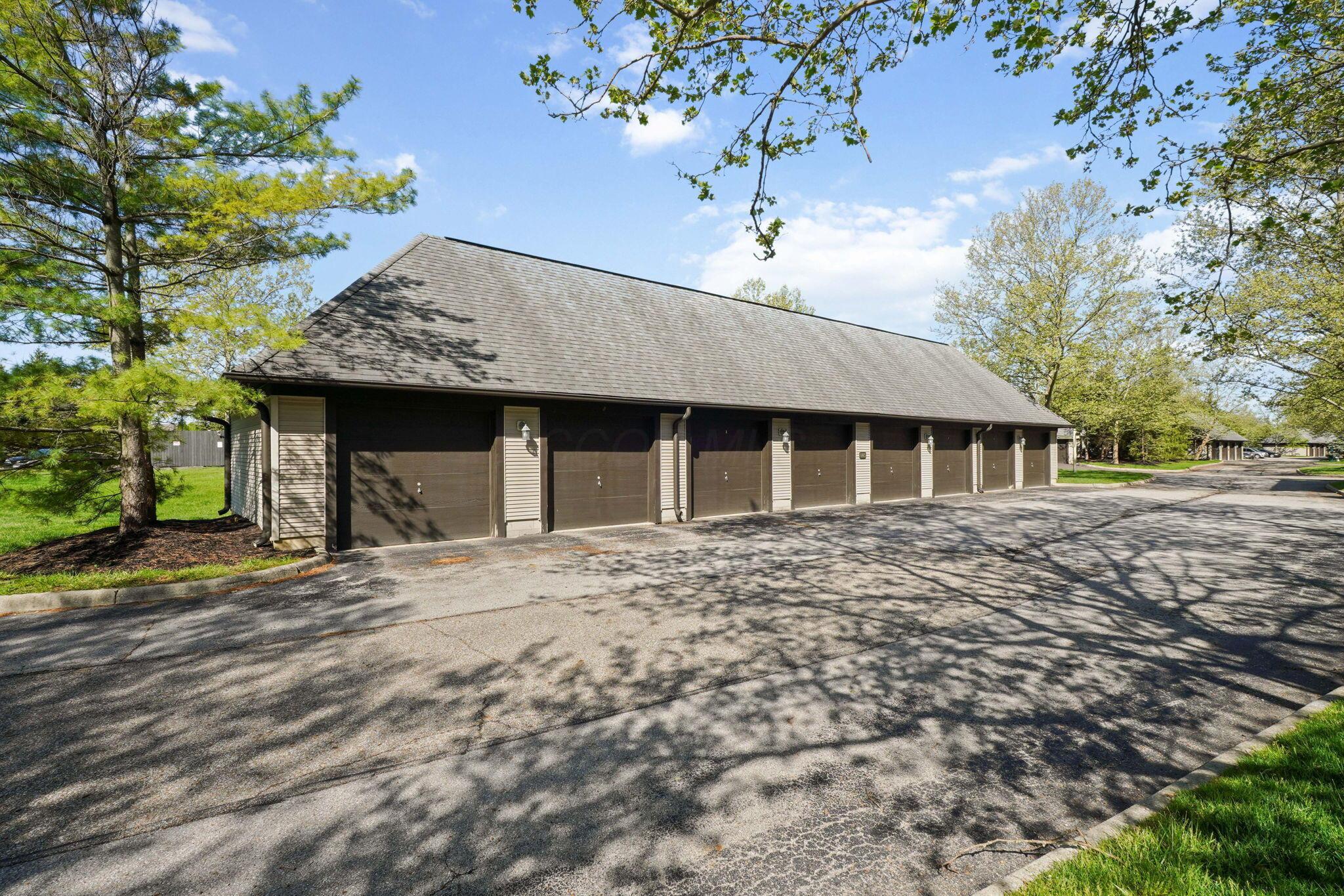 6011 Craughwell Lane, Dublin, Ohio image 31