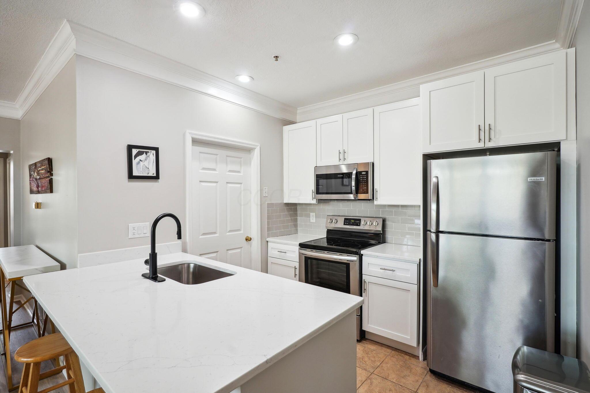 6011 Craughwell Lane, Dublin, Ohio image 21