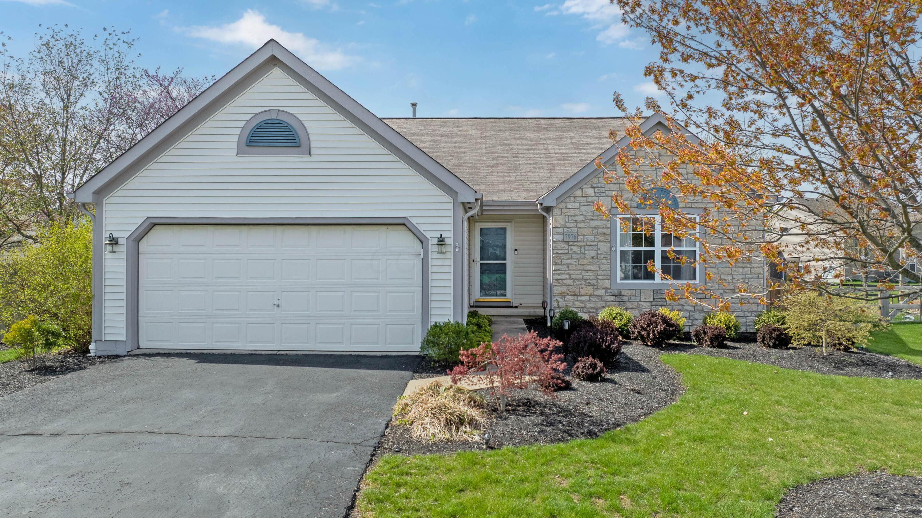 7976 Gladshire Boulevard, Lewis Center, Ohio image 2