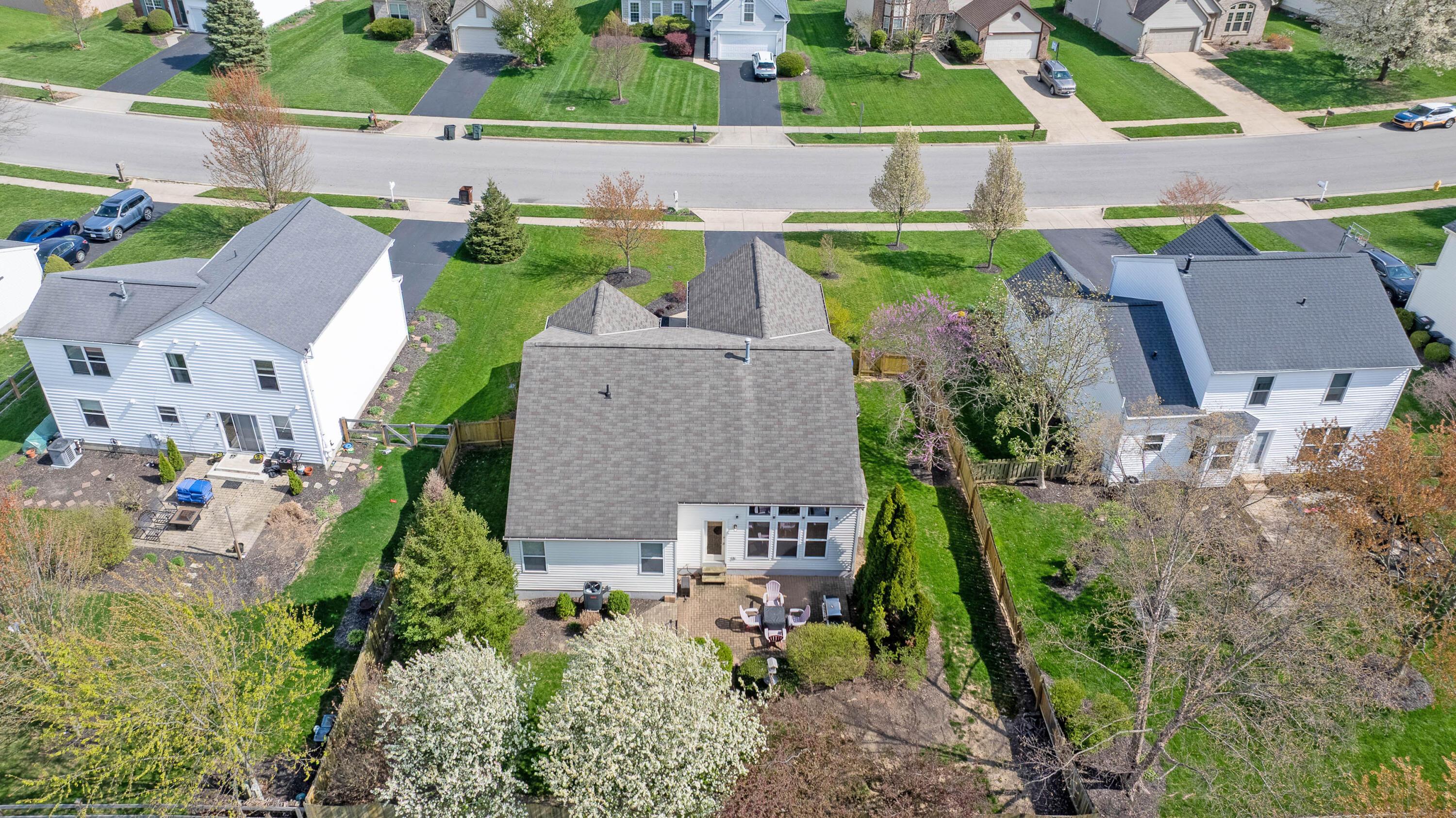 7976 Gladshire Boulevard, Lewis Center, Ohio image 40