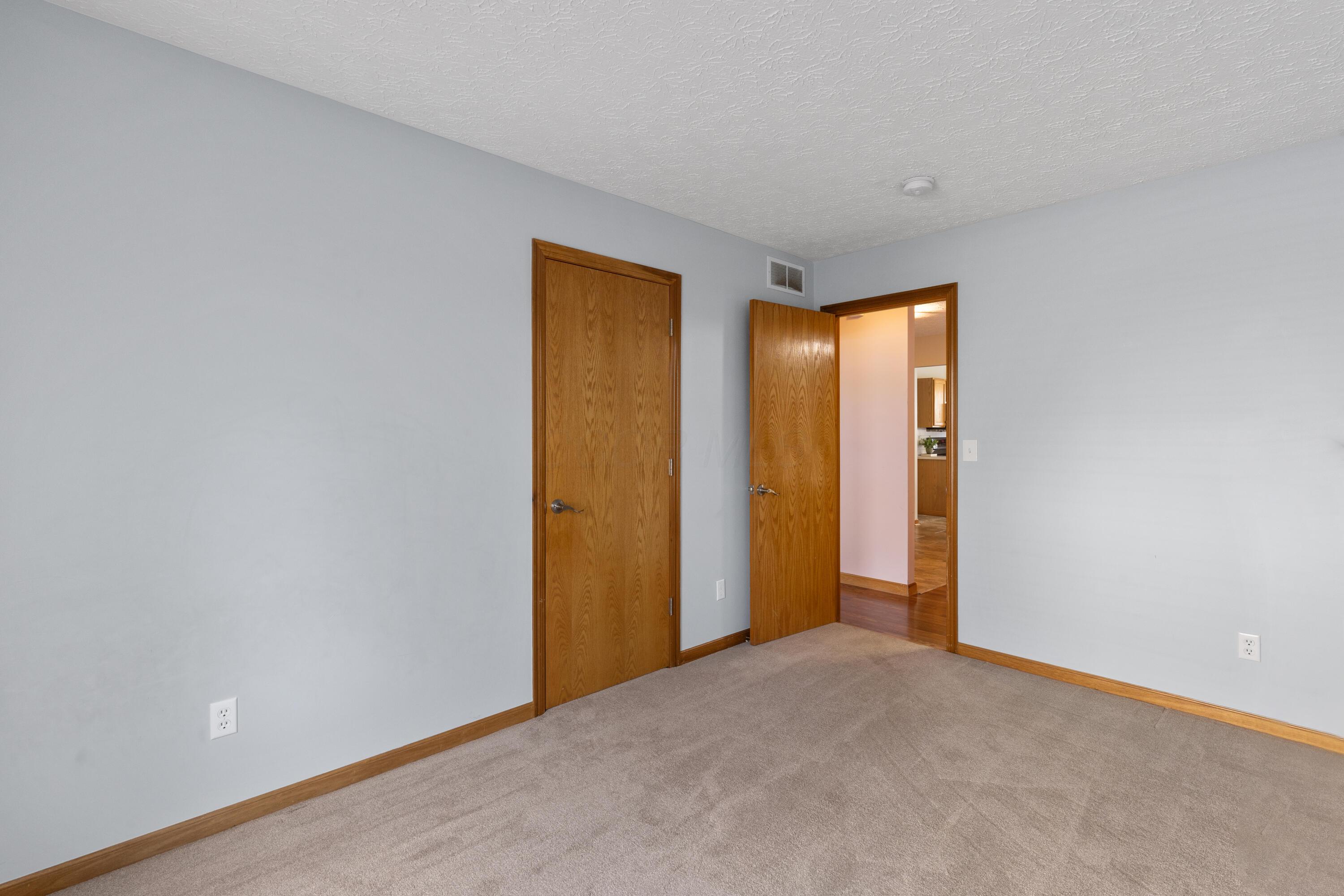 7976 Gladshire Boulevard, Lewis Center, Ohio image 28