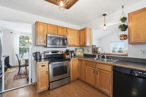 Tiny photo for 8910 Sedona Court, Lewis Center, OH 43035 (MLS # 225044918)