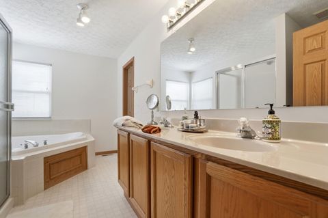 Tiny photo for 8910 Sedona Court, Lewis Center, OH 43035 (MLS # 225044918)