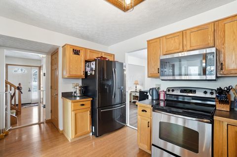 Tiny photo for 8910 Sedona Court, Lewis Center, OH 43035 (MLS # 225044918)