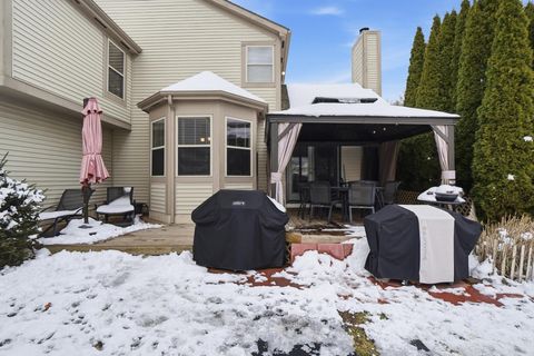 Tiny photo for 8910 Sedona Court, Lewis Center, OH 43035 (MLS # 225044918)