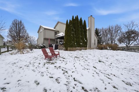 Tiny photo for 8910 Sedona Court, Lewis Center, OH 43035 (MLS # 225044918)