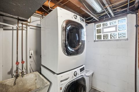 Tiny photo for 73 Fairdale Avenue, Westerville, OH 43081 (MLS # 226000530)