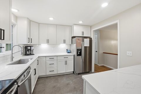 Tiny photo for 73 Fairdale Avenue, Westerville, OH 43081 (MLS # 226000530)