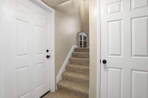 Tiny photo for 73 Fairdale Avenue, Westerville, OH 43081 (MLS # 226000530)