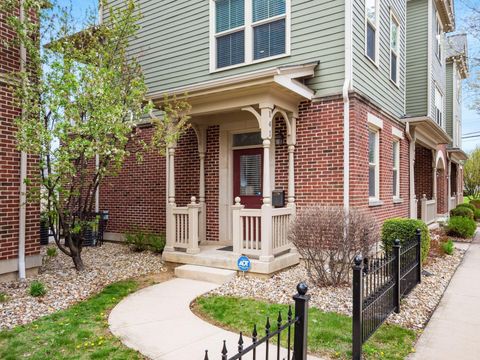 Photo of 141 N 21st Street, Columbus, OH 43203 (MLS # 226010746)