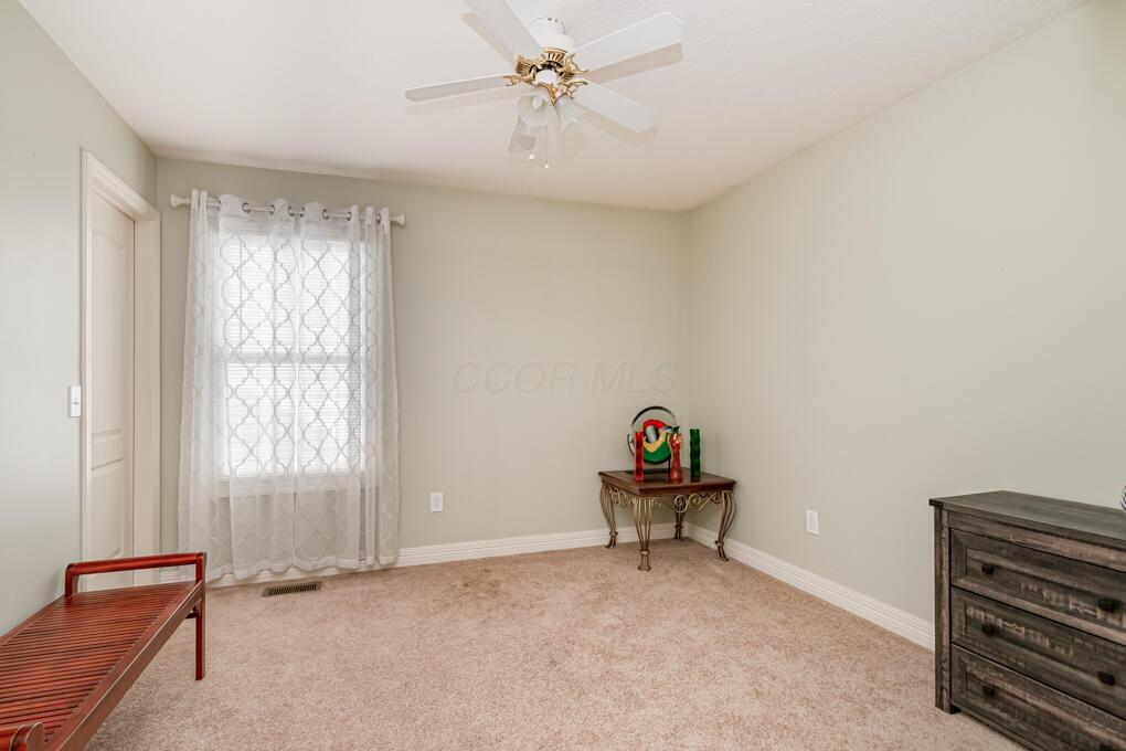 8656 Brenstuhl Park Drive, Blacklick, Ohio image 10