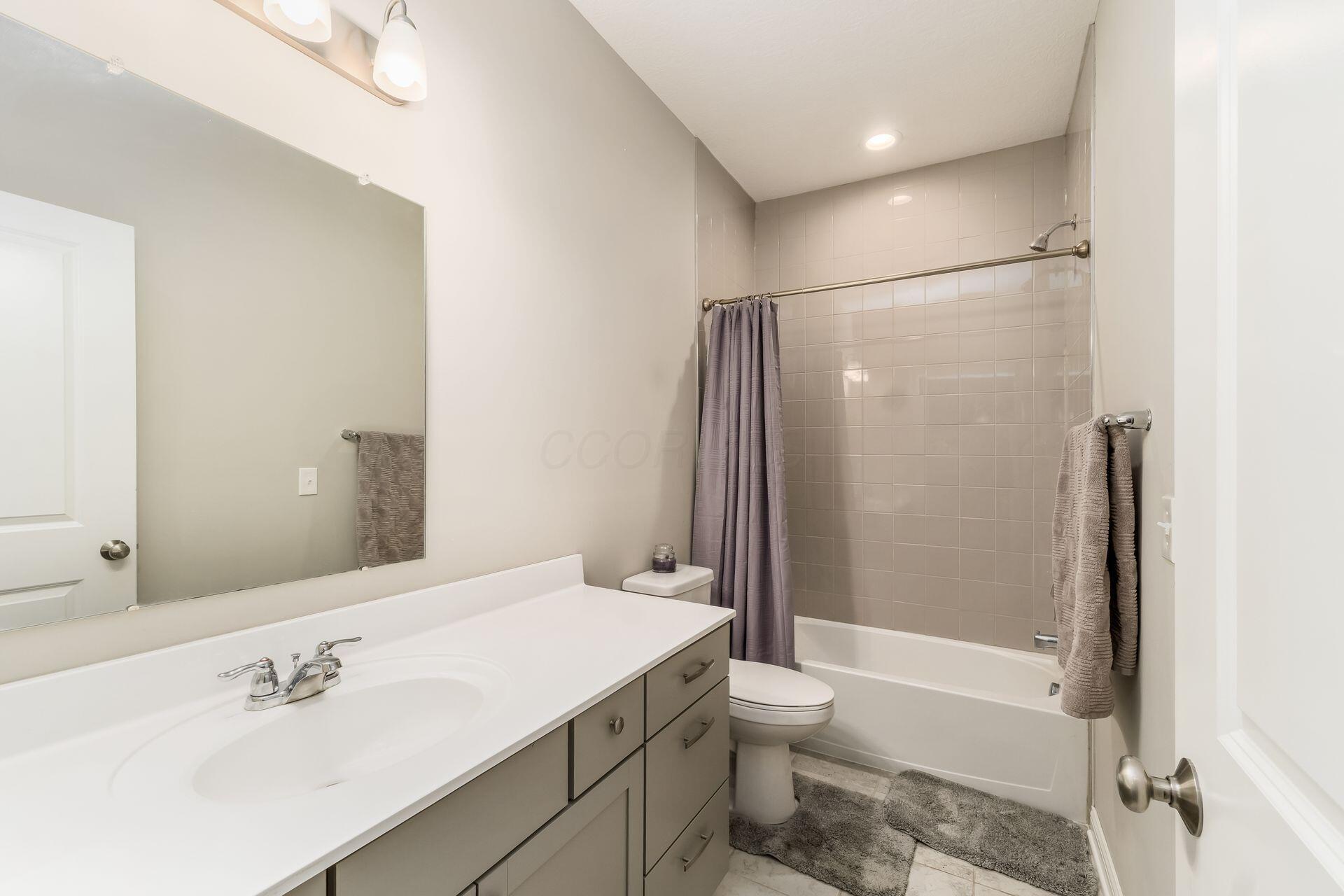 612 Ludham Trail, Pickerington, Ohio image 24