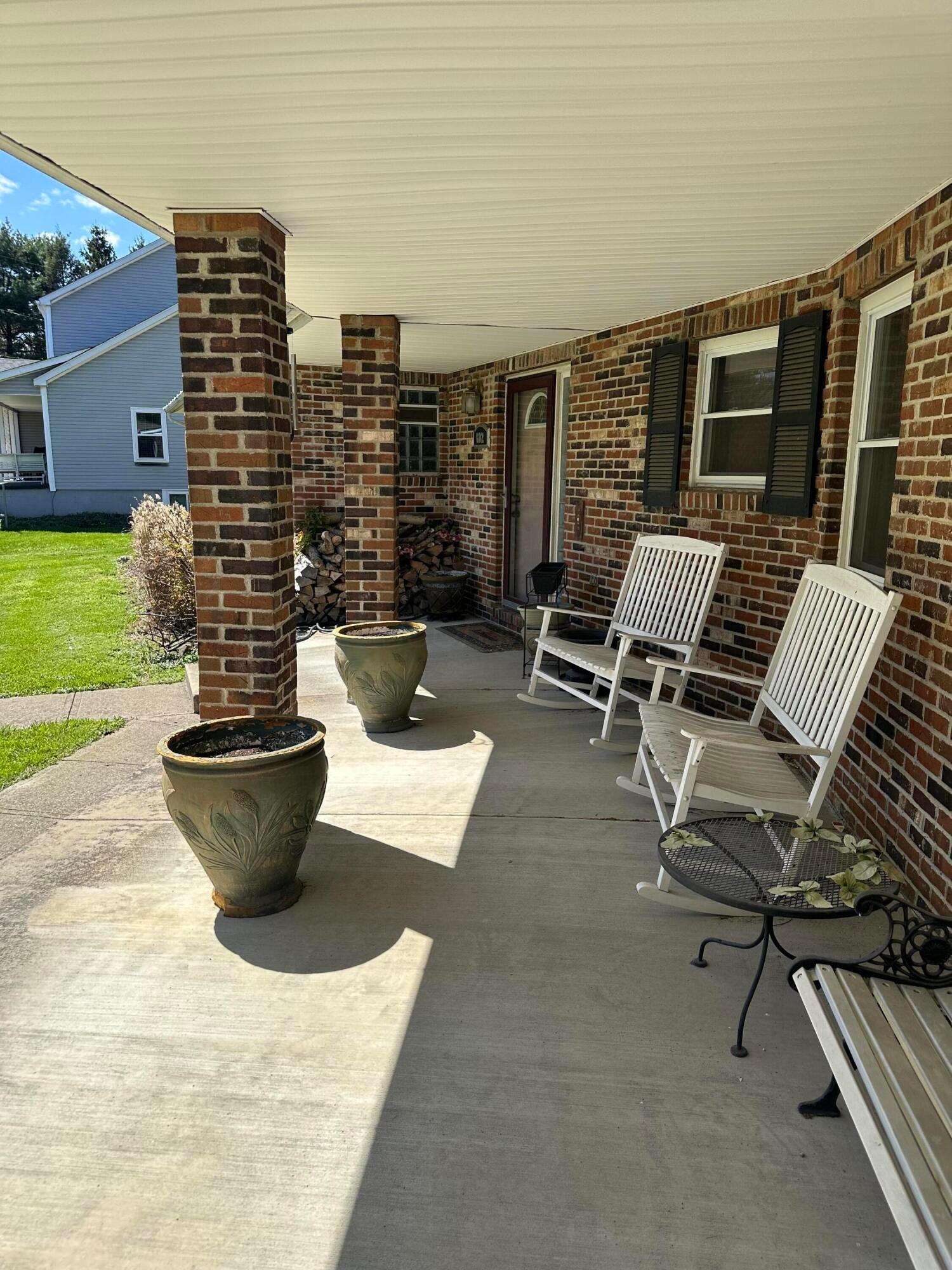 602 Hibbs Road, Lockbourne, Ohio image 3