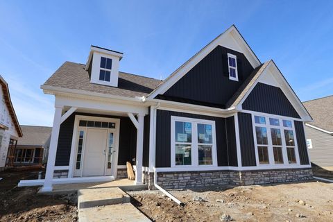 Photo of 4543 Corsican Loop E, Hilliard, OH 43026 (MLS # 225044524)