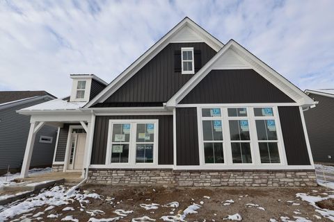 Photo of 4543 Corsican Loop E, Hilliard, OH 43026 (MLS # 225044524)