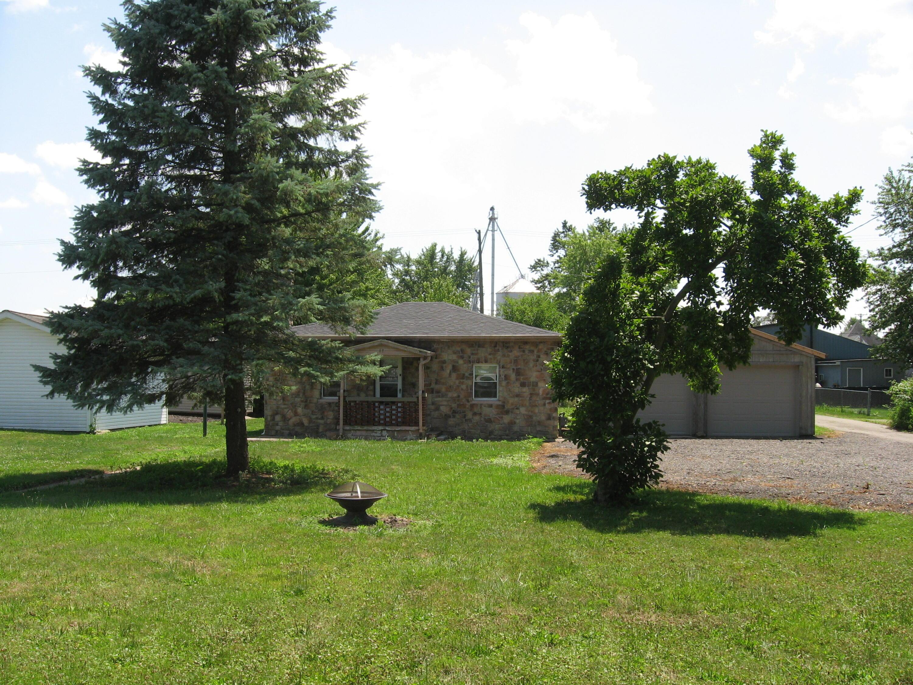 48 North Street, Sabina, Ohio image 1