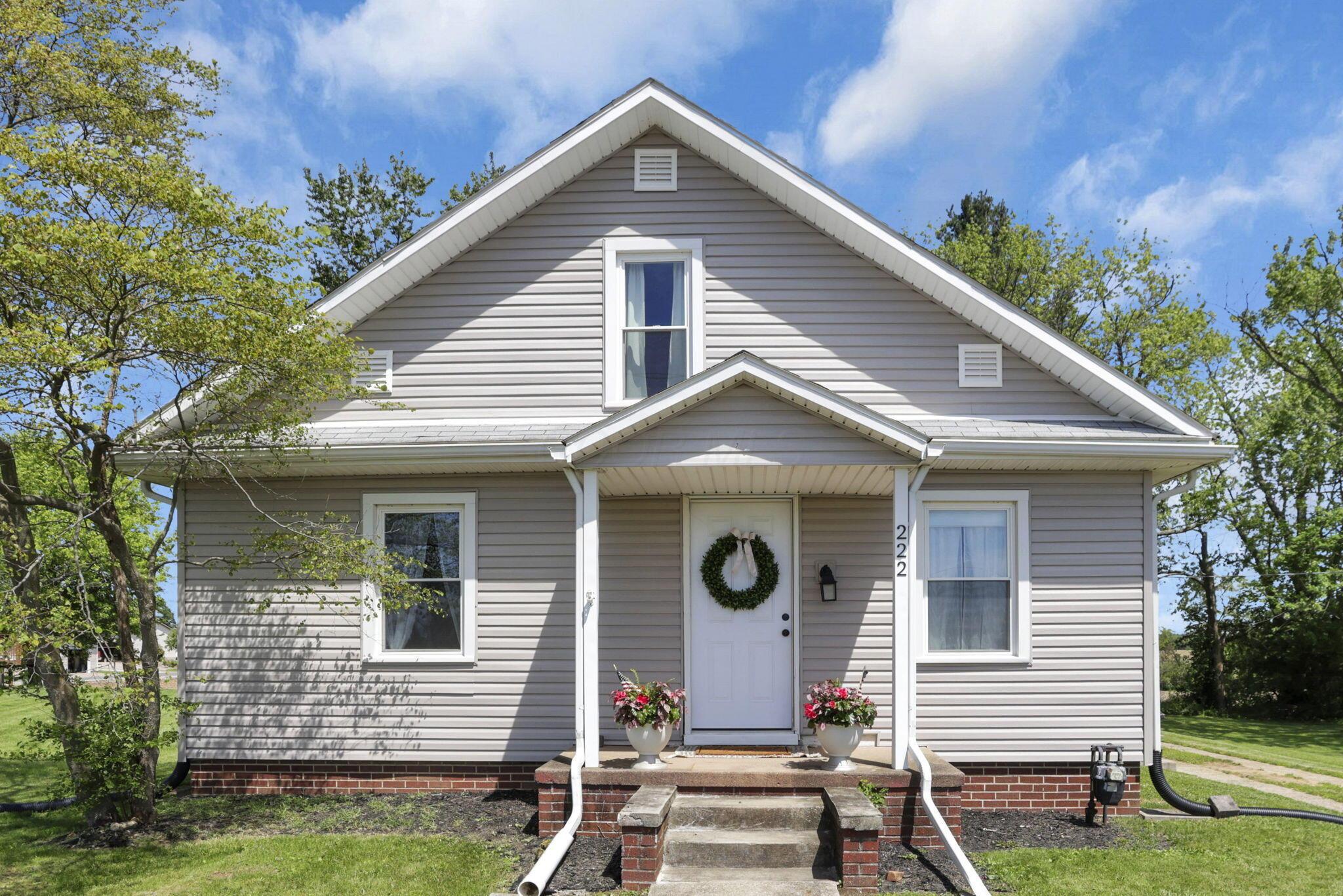 222 S School Street, Amanda, Ohio image 1