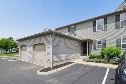 Photo of 5632 Barney Lane 42C #42C, Columbus, OH 43235 (MLS # 226021207)