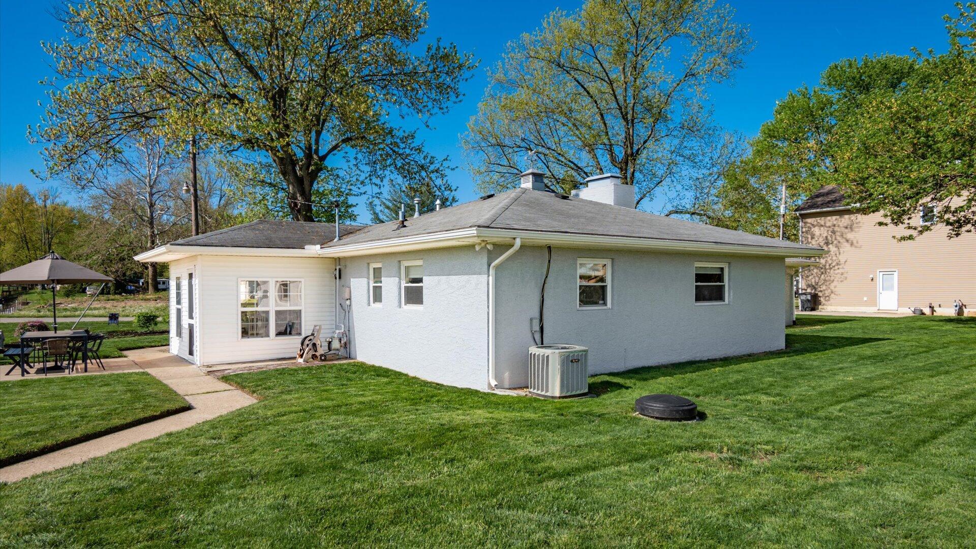 5130 Bateson Drive, Thornville, Ohio image 7