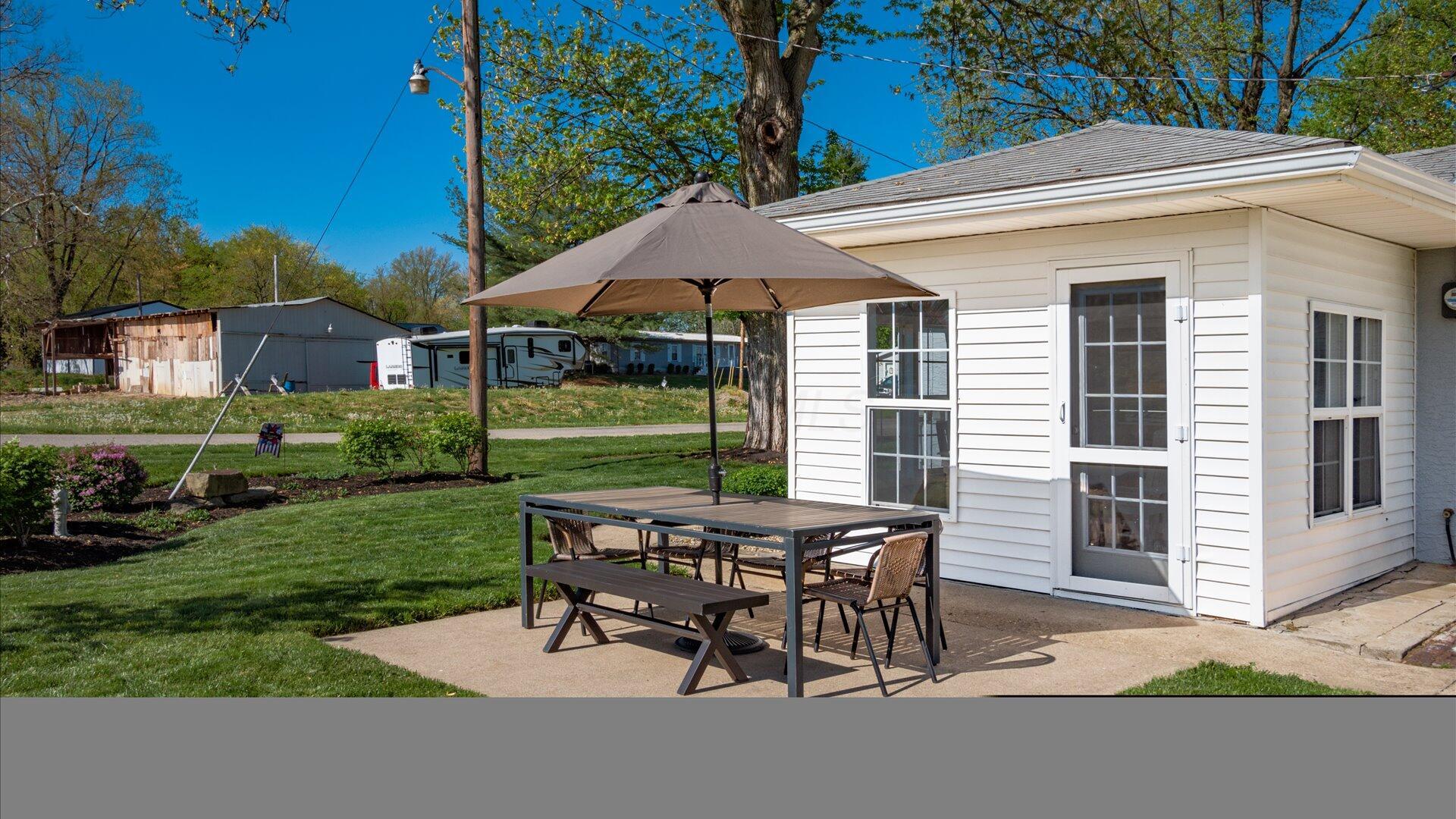 5130 Bateson Drive, Thornville, Ohio image 5
