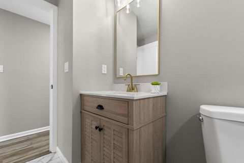 Tiny photo for 2564 Trailwind Street, Grove City, OH 43123 (MLS # 225045303)