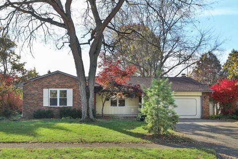 Photo of 187 Bernadine Court, Westerville, OH 43081 (MLS # 225042341)