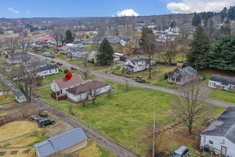 Tiny photo for 524 Shawnee Street, New Lexington, OH 43764 (MLS # 226000647)