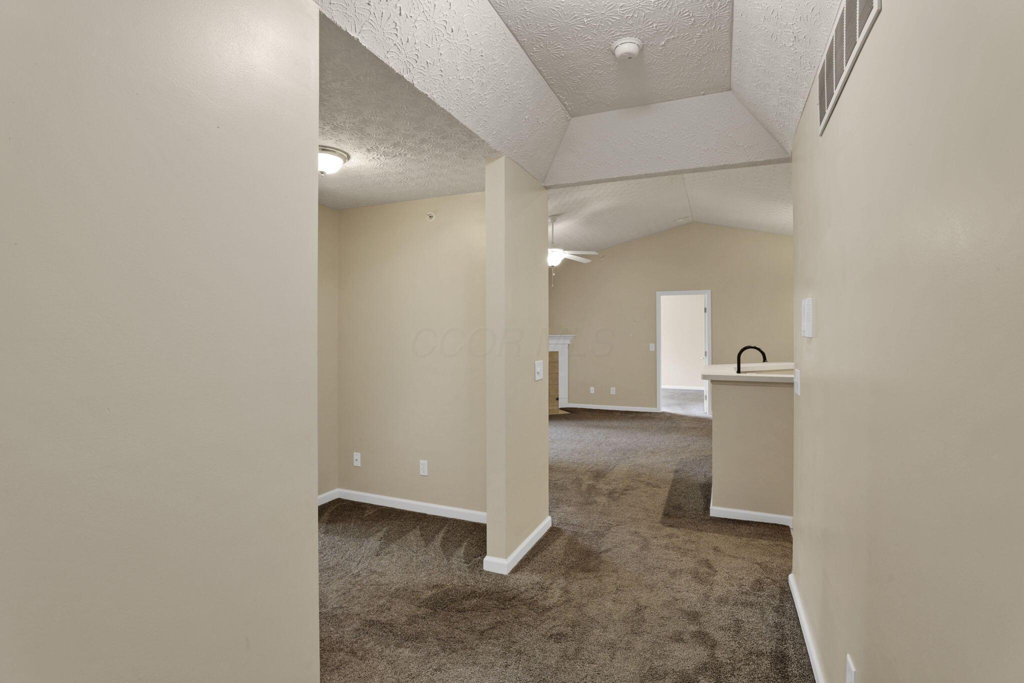 108 Shelbourne Forest Way, Delaware, Ohio image 4