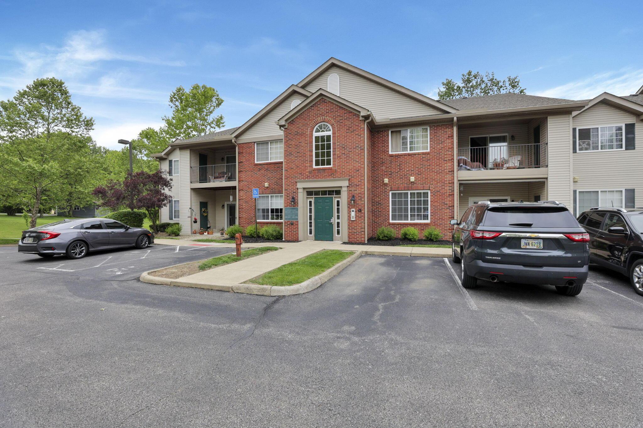 108 Shelbourne Forest Way, Delaware, Ohio image 2