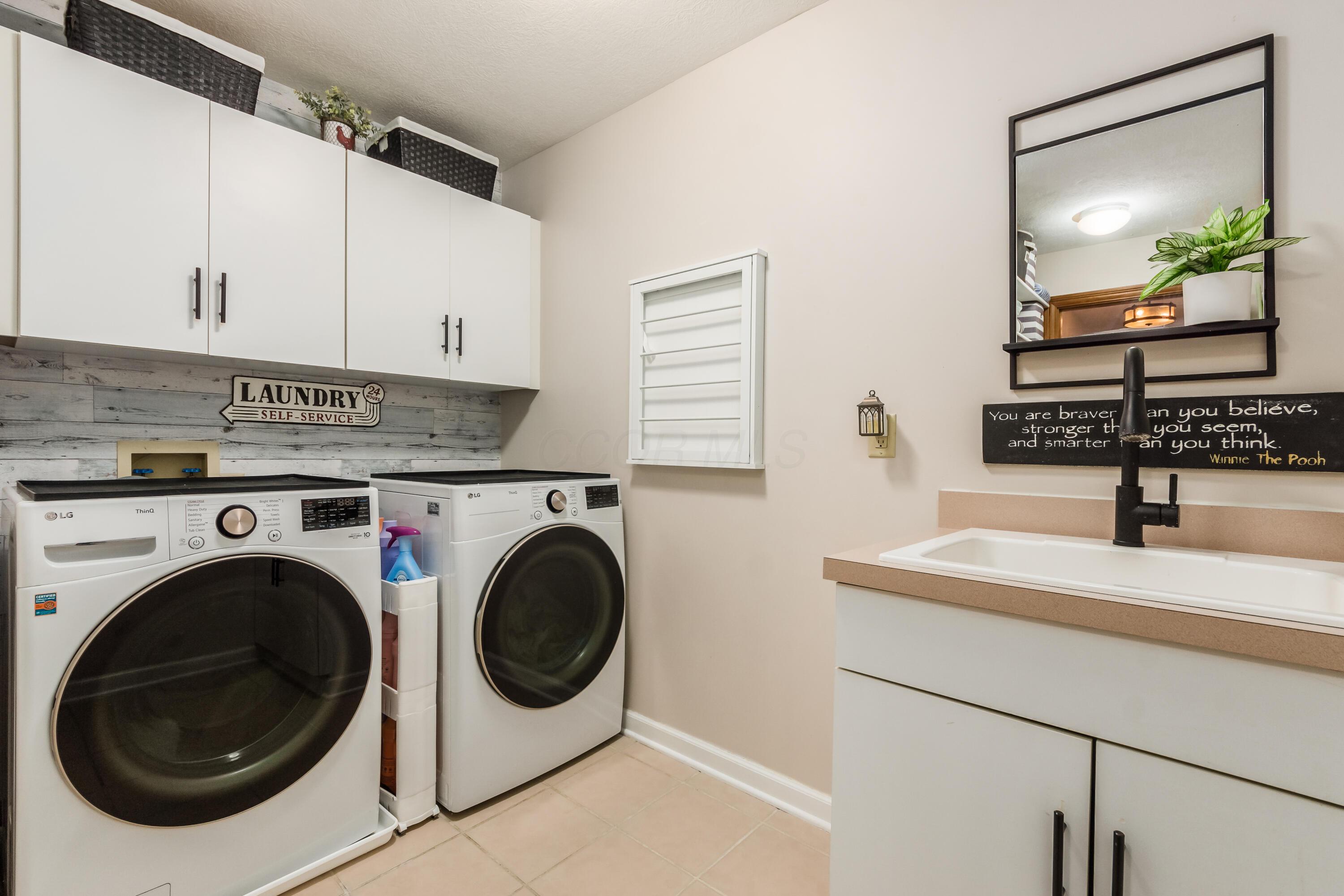 9719 Erin Woods Drive, Dublin, Ohio image 39