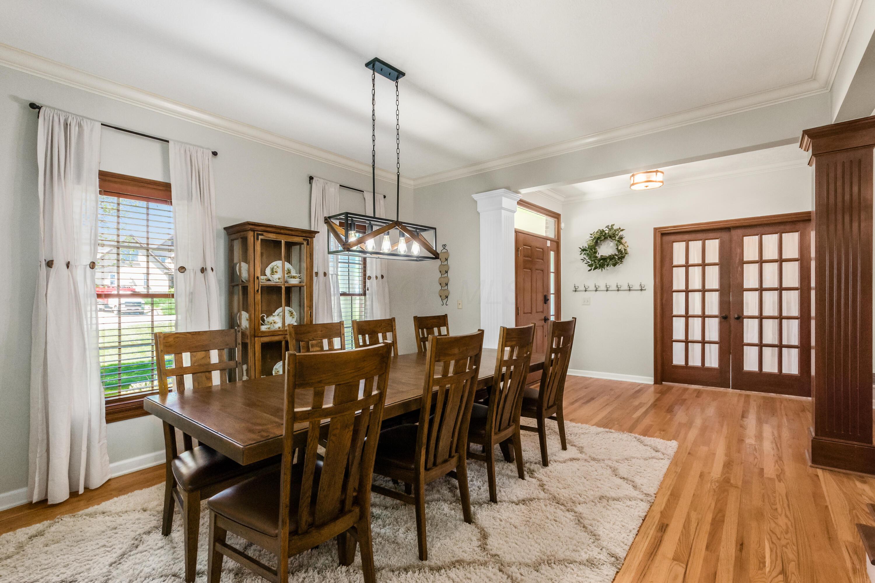 9719 Erin Woods Drive, Dublin, Ohio image 10