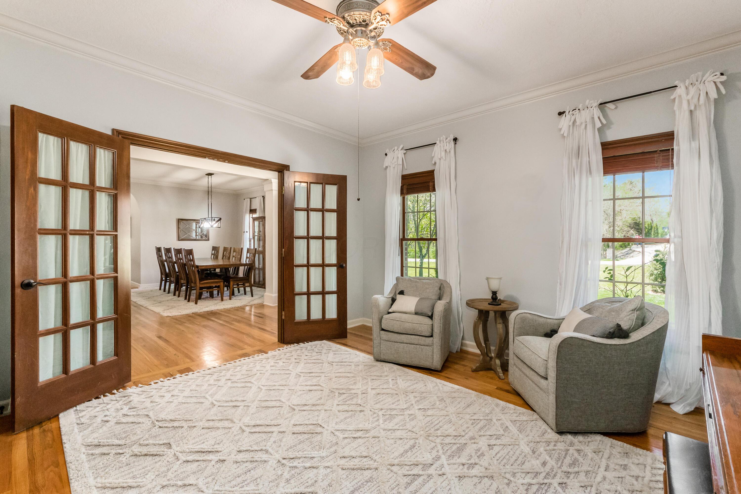 9719 Erin Woods Drive, Dublin, Ohio image 12