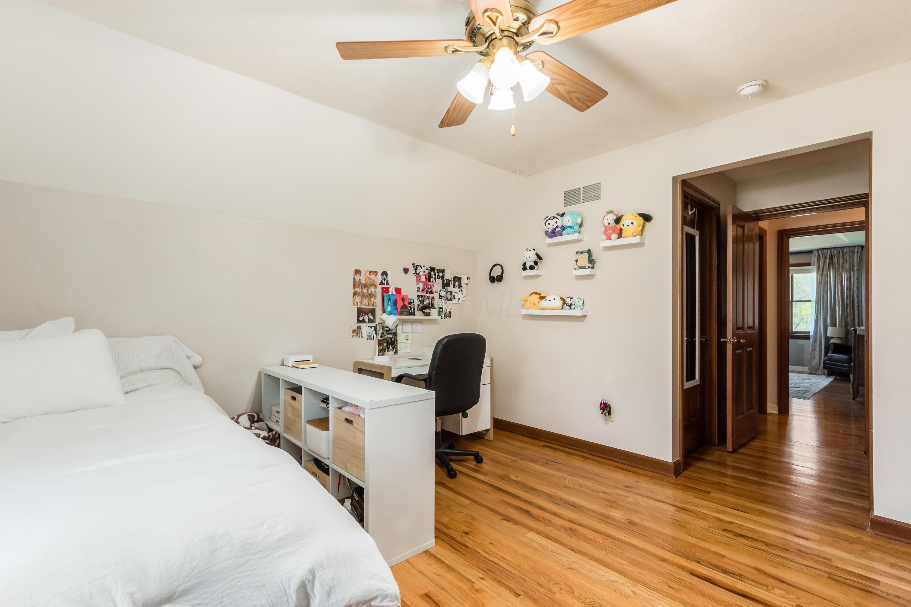 9719 Erin Woods Drive, Dublin, Ohio image 35