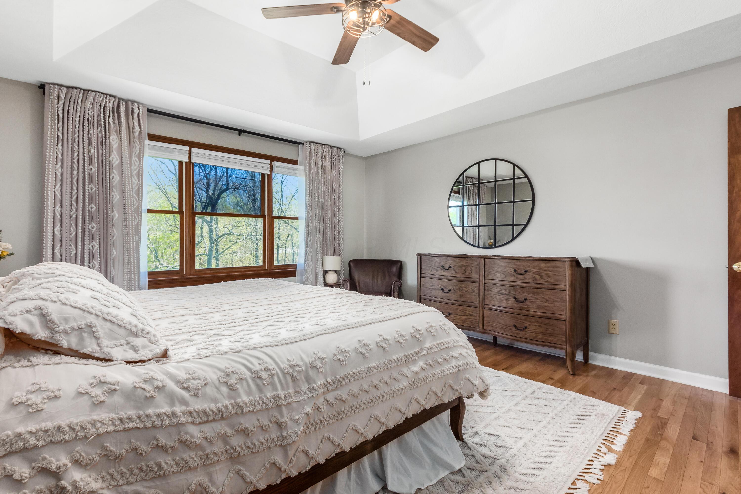 9719 Erin Woods Drive, Dublin, Ohio image 27